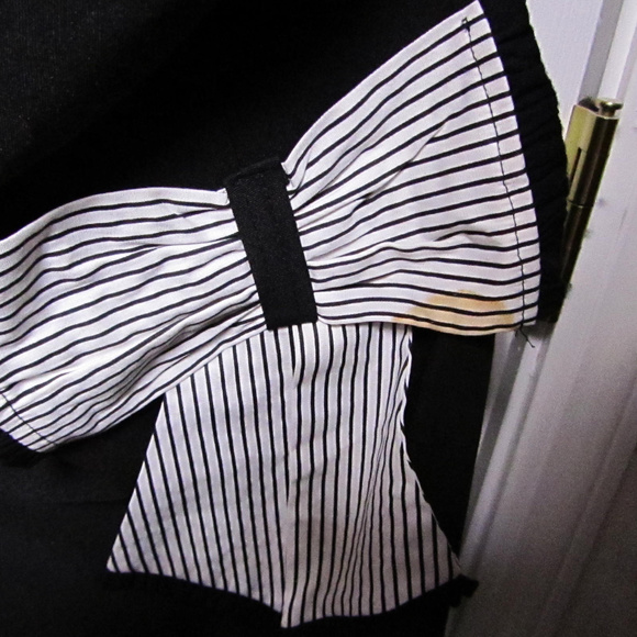 Threads Halter dress - Picture 2 of 7